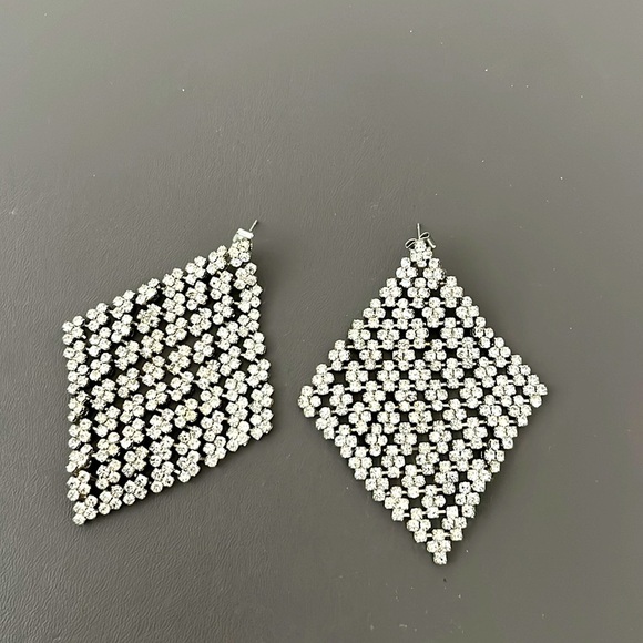 REVOLVE Jewelry - Dangle earrings and other stories